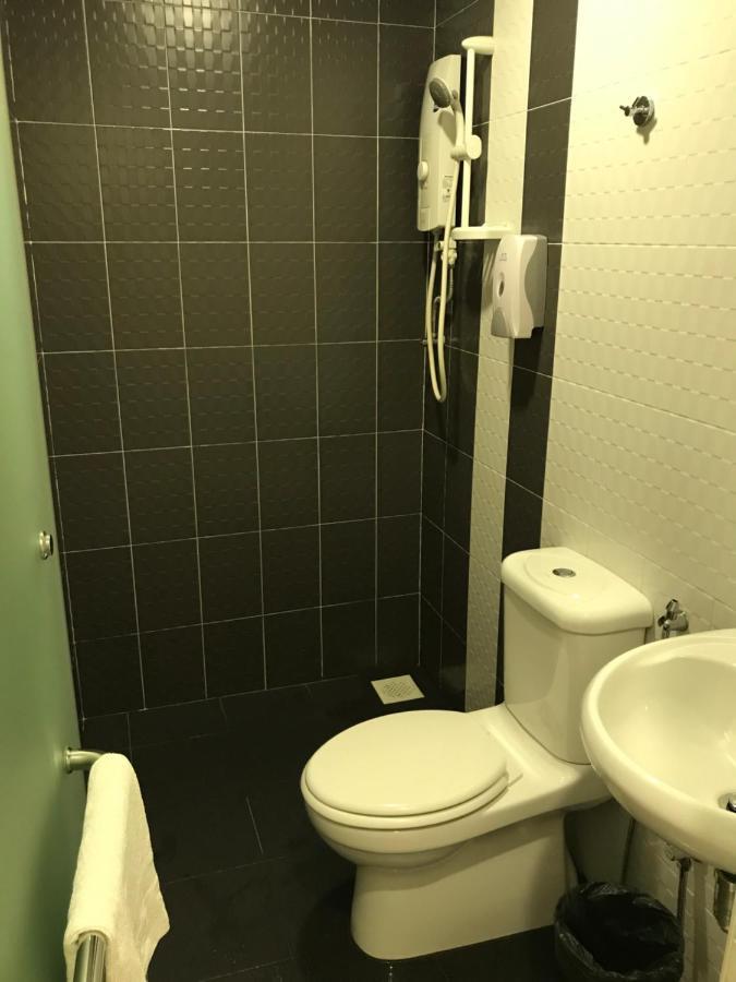 Goody Hotel Johor Bahru Eksteriør billede